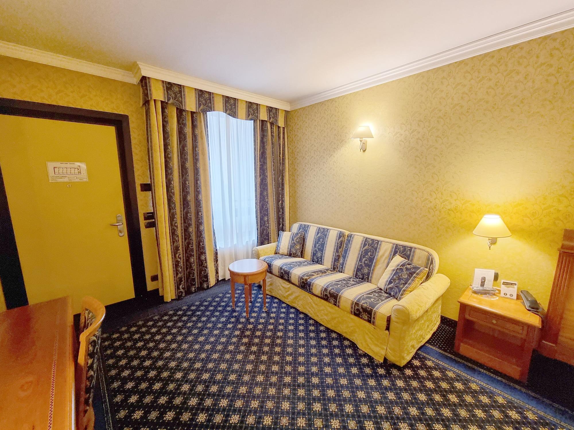 Hotel Ovest Piacenza Esterno foto