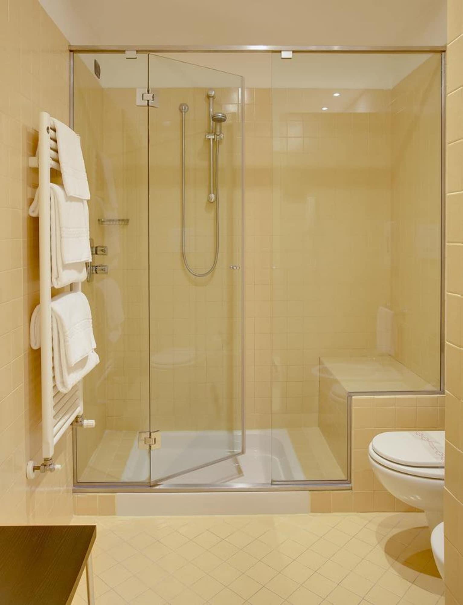 Hotel Ovest Piacenza Esterno foto