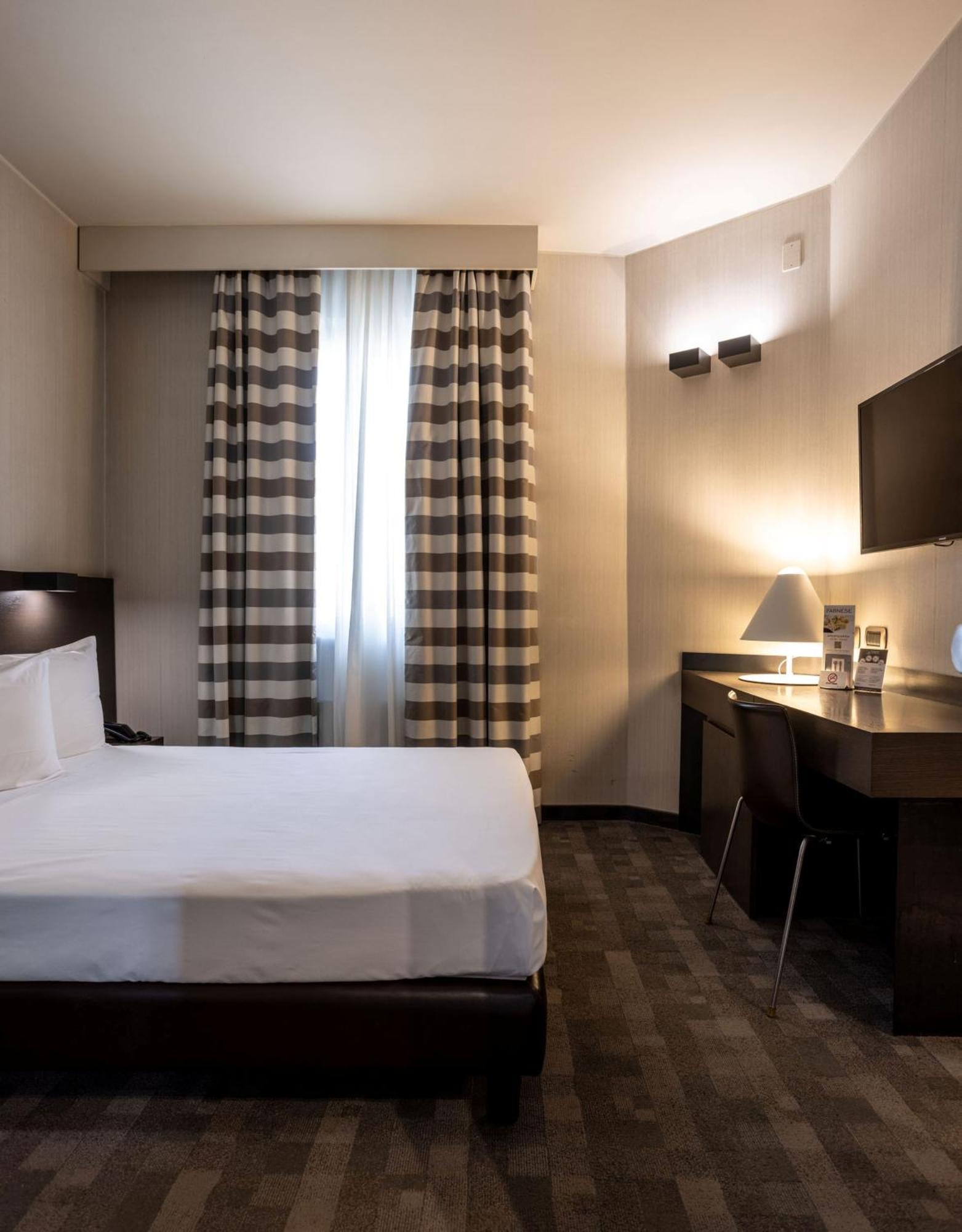 Hotel Ovest Piacenza Esterno foto